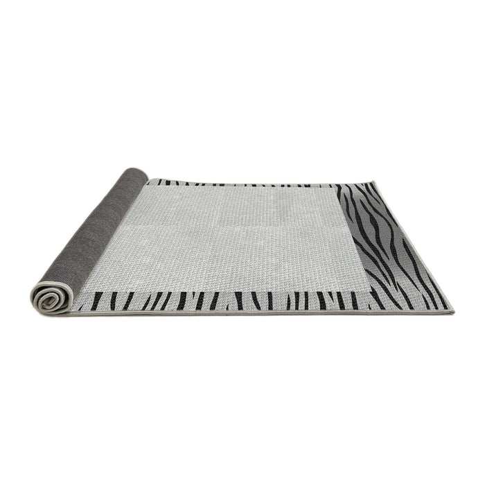 Thickness of Patterned Platinum Gray Rug, pat1415gry