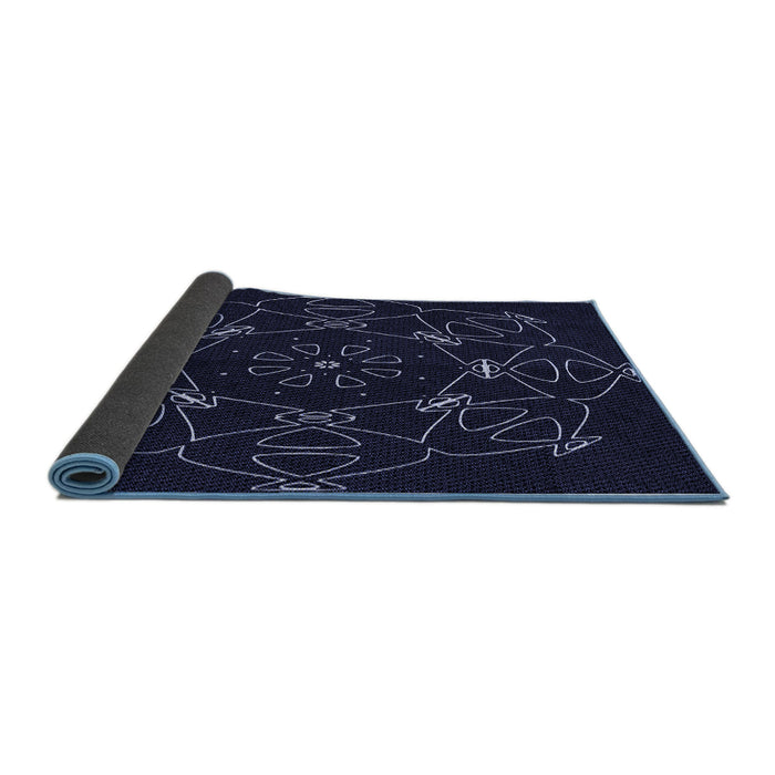 Thickness of Patterned Black Rug, pat1426blu