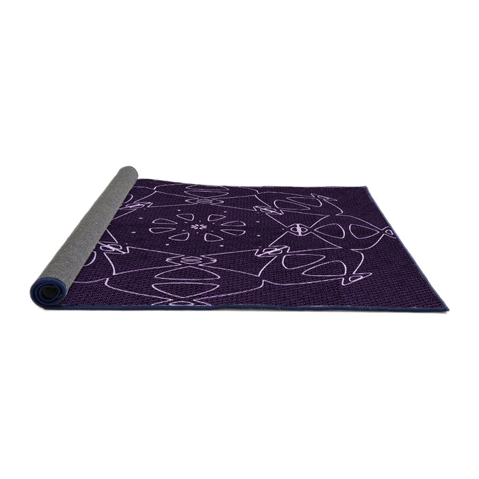 Thickness of Patterned Midnight Gray Rug, pat1426pur