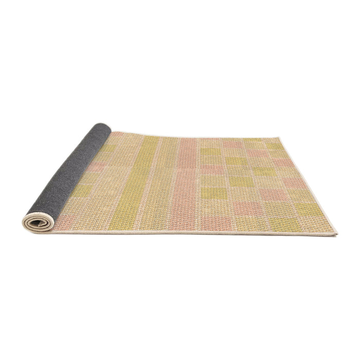 Thickness of Patterned Khaki Gold Rug, pat1472org