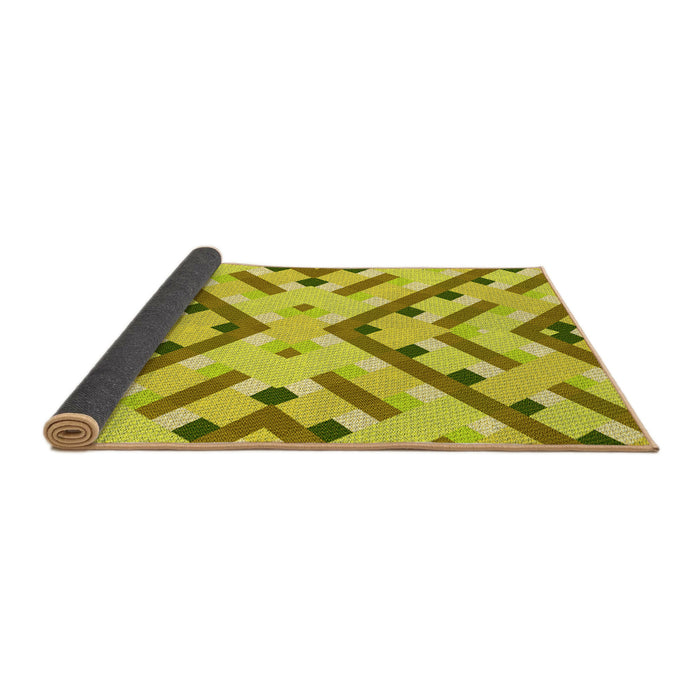 Thickness of Patterned Yellow Rug, pat1483yw