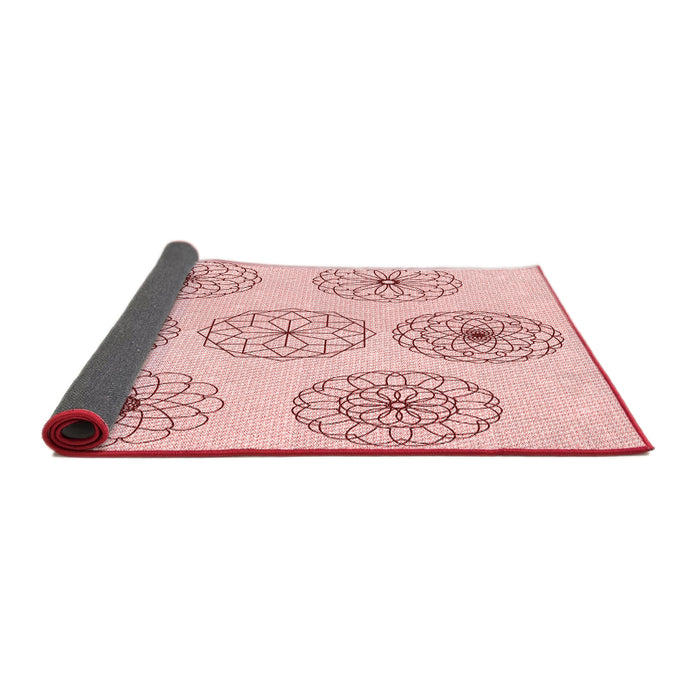 Thickness of Patterned Pink Rug, pat1619rd