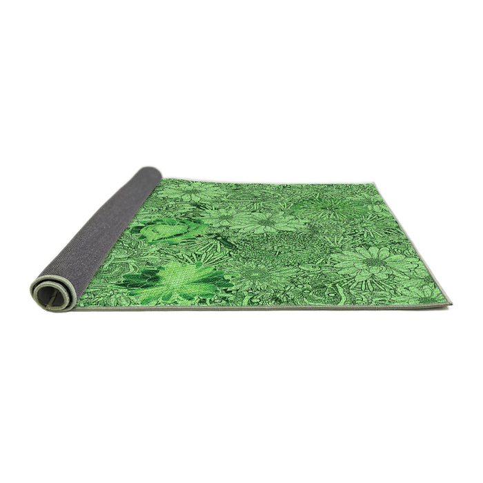 Thickness of Patterned Green Rug, pat167grn