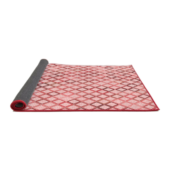 Thickness of Patterned Red Rug, pat1672rd