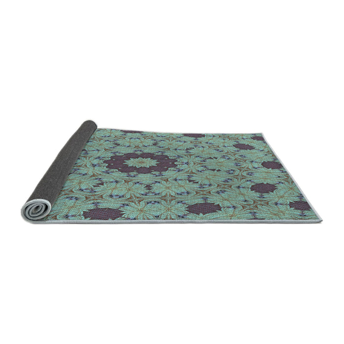 Thickness of Patterned Gray Rug, pat180lblu