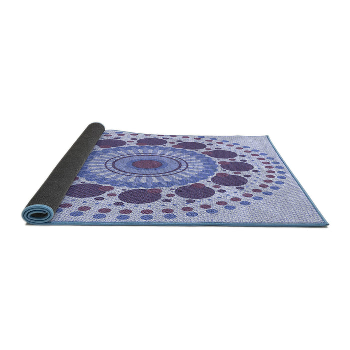 Thickness of Patterned Blue Rug, pat1894blu