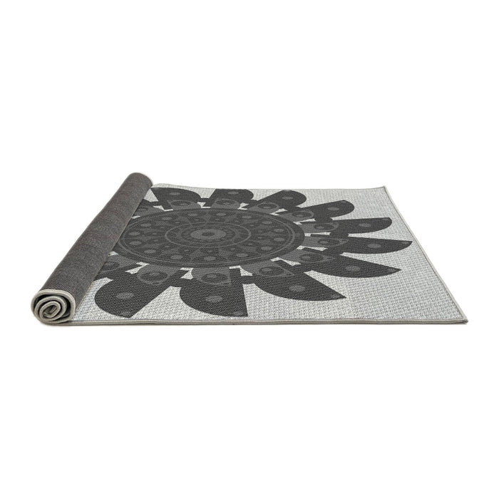 Thickness of Patterned Platinum Silver Gray Rug, pat1897gry