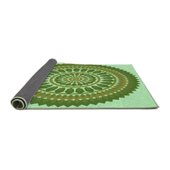 Thickness of Patterned Light Green Rug, pat1929grn