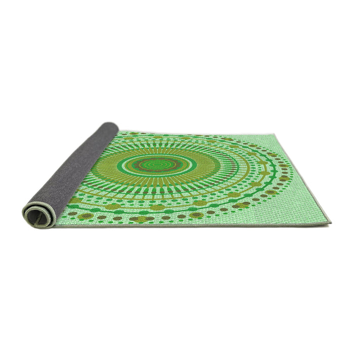 Thickness of Patterned Green Rug, pat1930grn