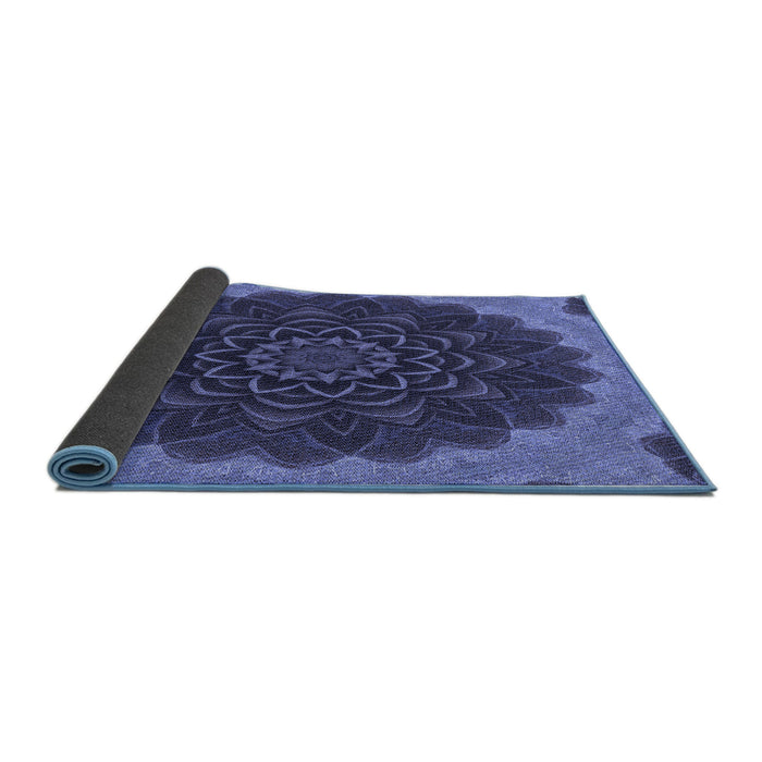 Thickness of Patterned Light Slate Blue Rug, pat196blu