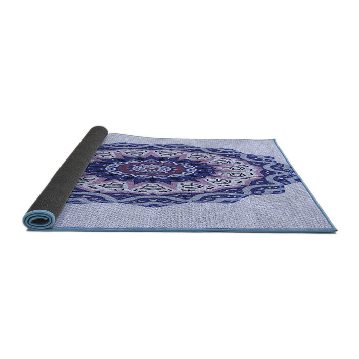 Thickness of Patterned Blue Rug, pat1967blu