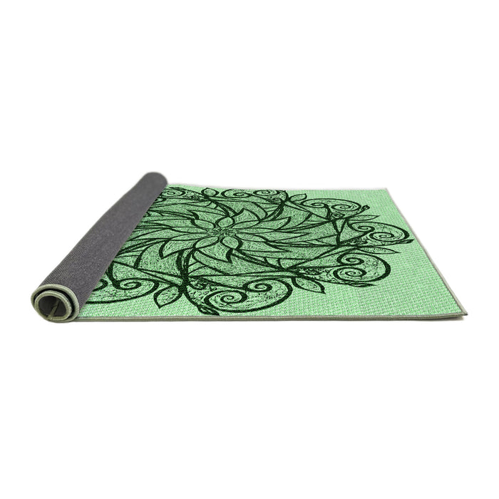 Thickness of Patterned Pale Green Rug, pat1981grn