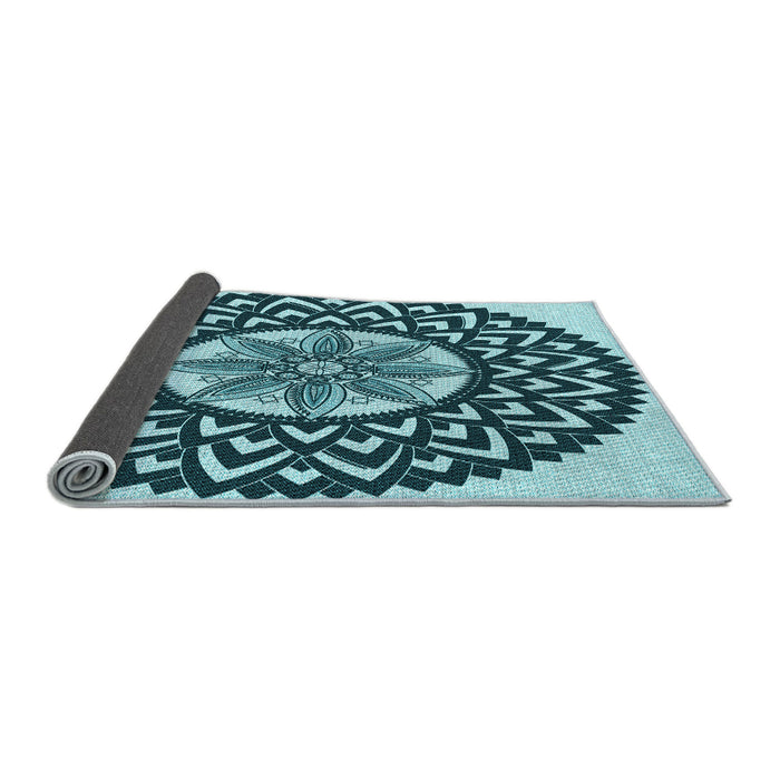 Thickness of Patterned Medium Teal Green Rug, pat1987lblu