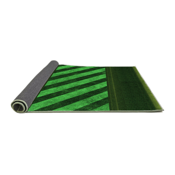 Thickness of Patterned Dark Forest Green Rug, pat2110grn