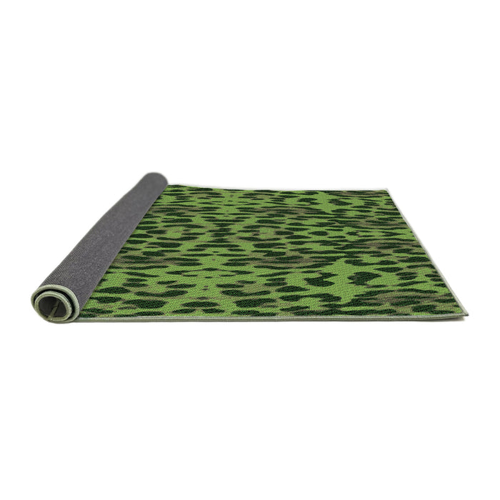 Thickness of Patterned Dark Forest Green Rug, pat2253grn