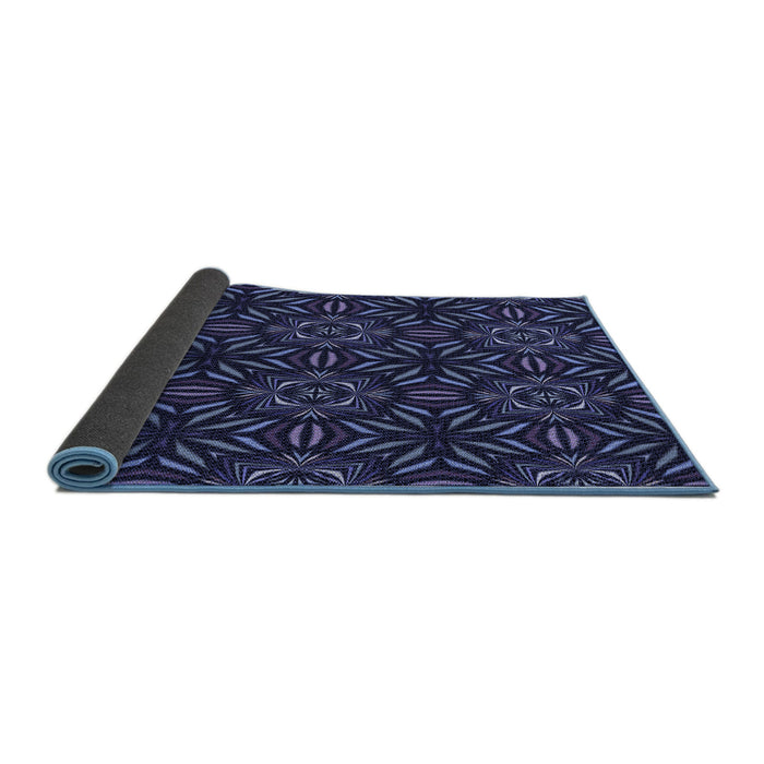 Thickness of Patterned Night Blue Rug, pat2292blu
