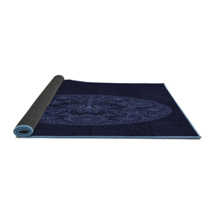 Thickness of Patterned Black Rug, pat259blu