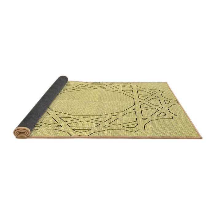 Thickness of Patterned Yellow Rug, pat2663yw