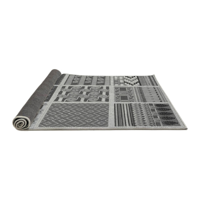 Thickness of Patterned Cloud Gray Rug, pat2679gry