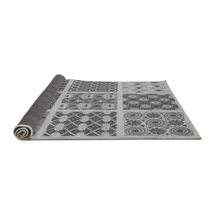 Thickness of Patterned Silver Gray Rug, pat2681gry