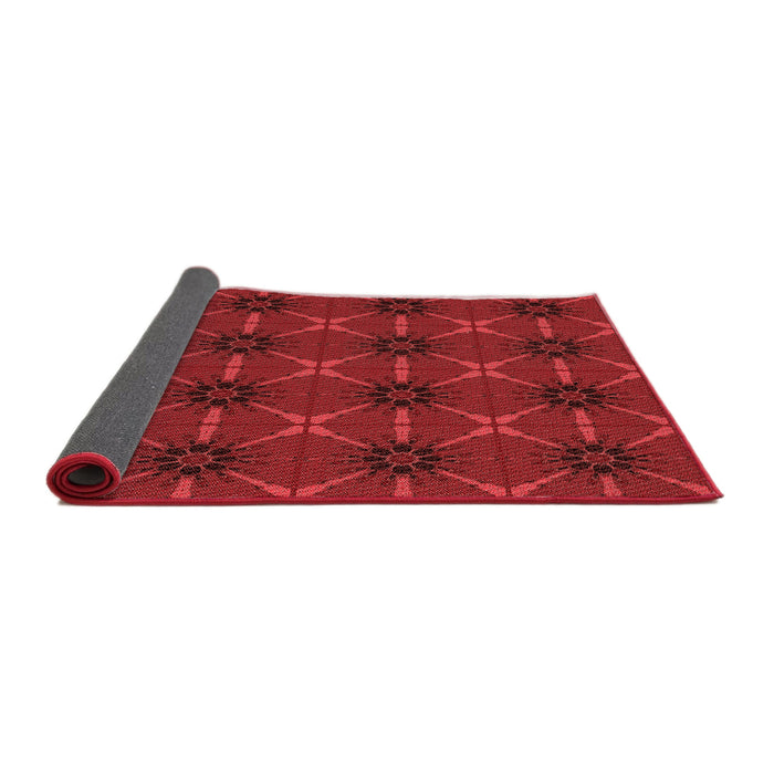 Thickness of Patterned Red Rug, pat2871rd