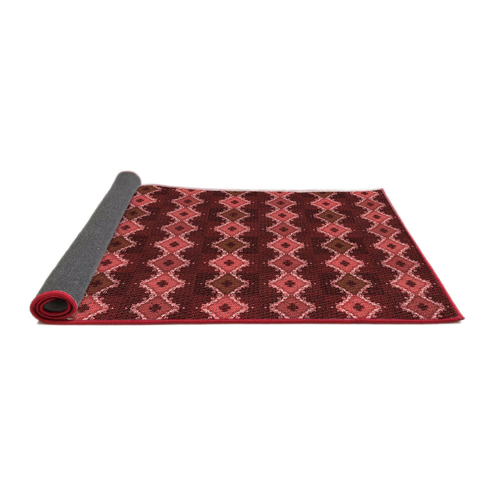 Thickness of Patterned Red Rug, pat2877rd