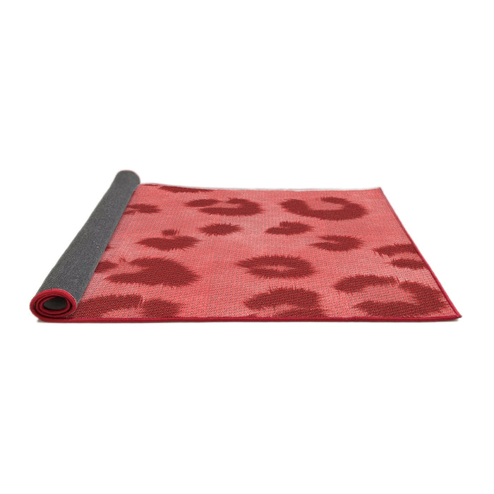 Thickness of Patterned Red Rug, pat2974rd