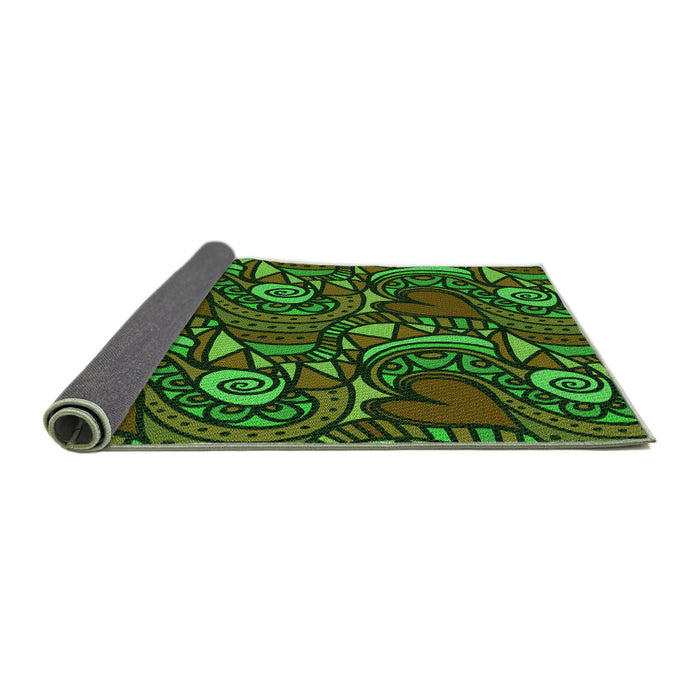 Thickness of Patterned Dark Forest Green Rug, pat3008grn