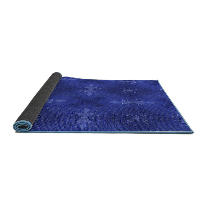 Thickness of Patterned Cobalt Blue Rug, pat3045blu