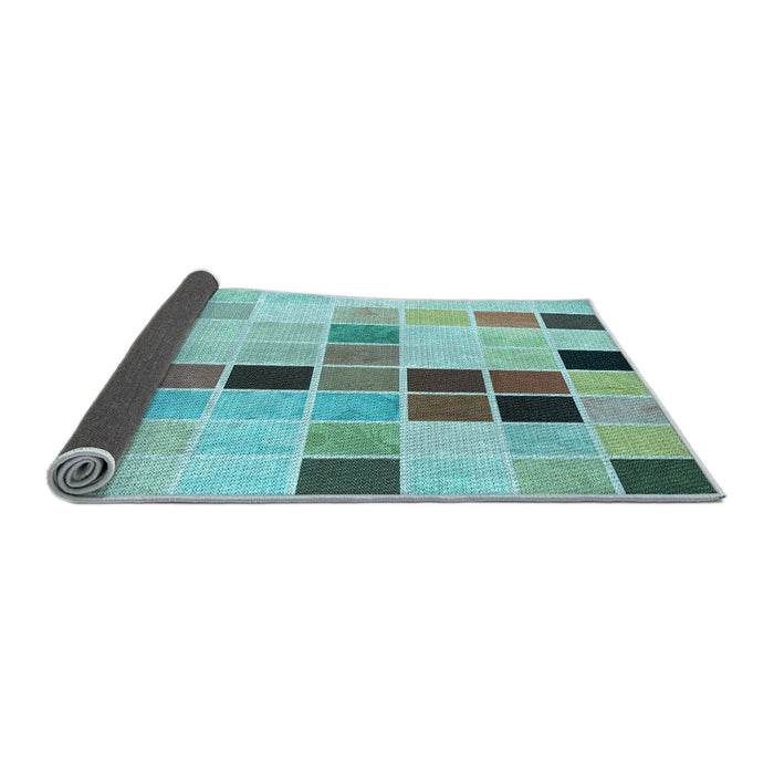 Thickness of Patterned Deep-Sea Green Rug, pat3136lblu