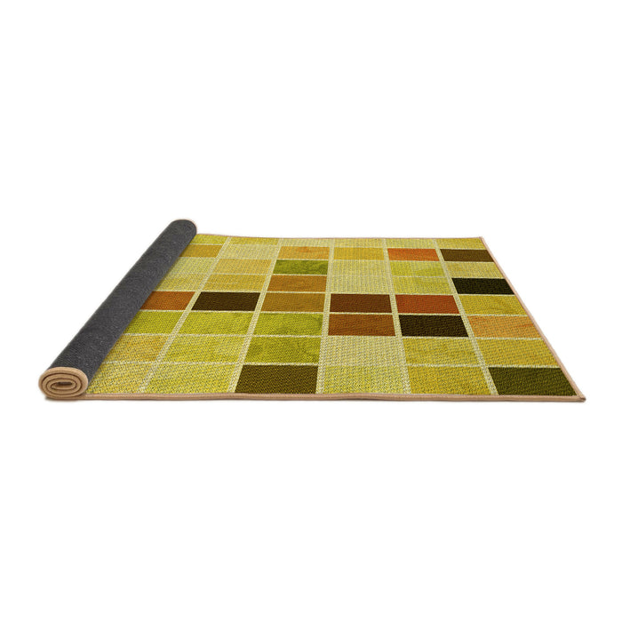 Thickness of Patterned Bold Yellow Rug, pat3136yw
