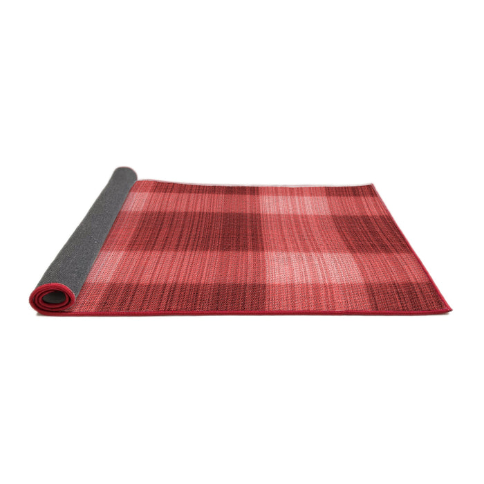 Thickness of Patterned Red Rug, pat3141rd