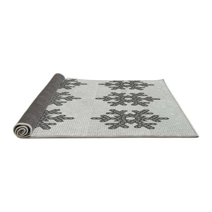 Thickness of Patterned Gray Rug, pat3324gry