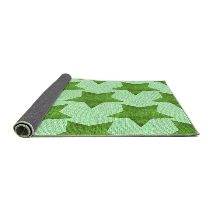 Thickness of Patterned Light Green Rug, pat3472grn