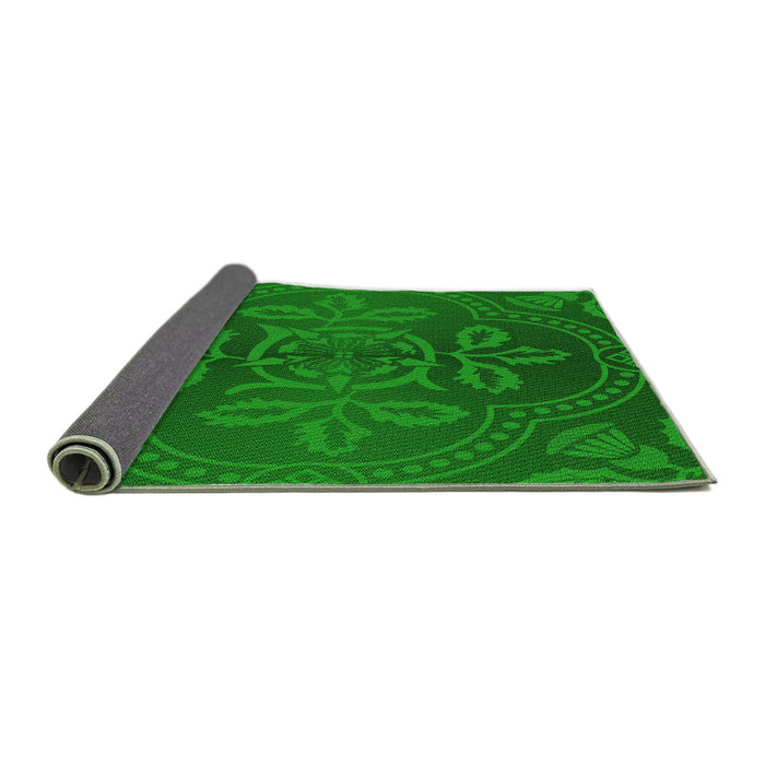 Thickness of Patterned Green Rug, pat3526grn