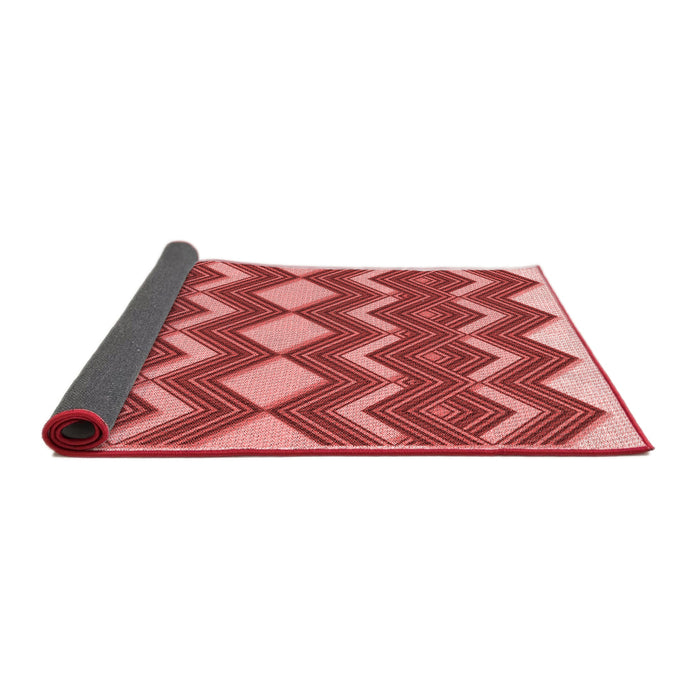Thickness of Patterned Red Rug, pat3536rd