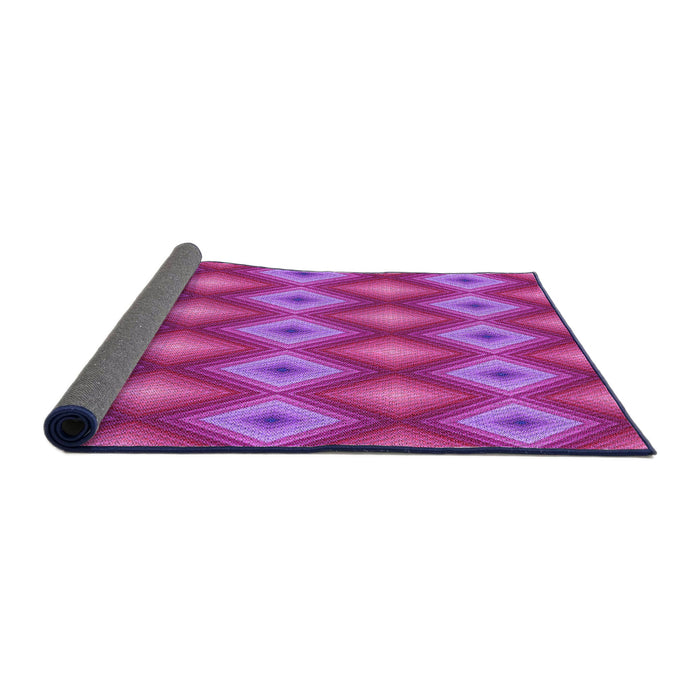 Thickness of Patterned Deep Pink Rug, pat3566pur