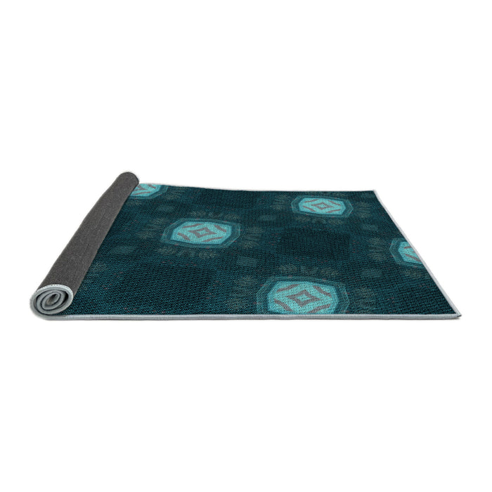 Thickness of Patterned Dark Cyan Green Rug, pat3604lblu