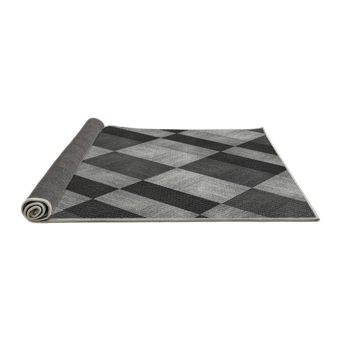Thickness of Patterned Black Rug, pat3637gry