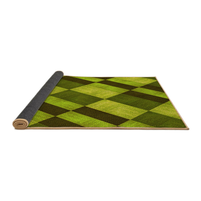 Thickness of Patterned Green Rug, pat3637yw