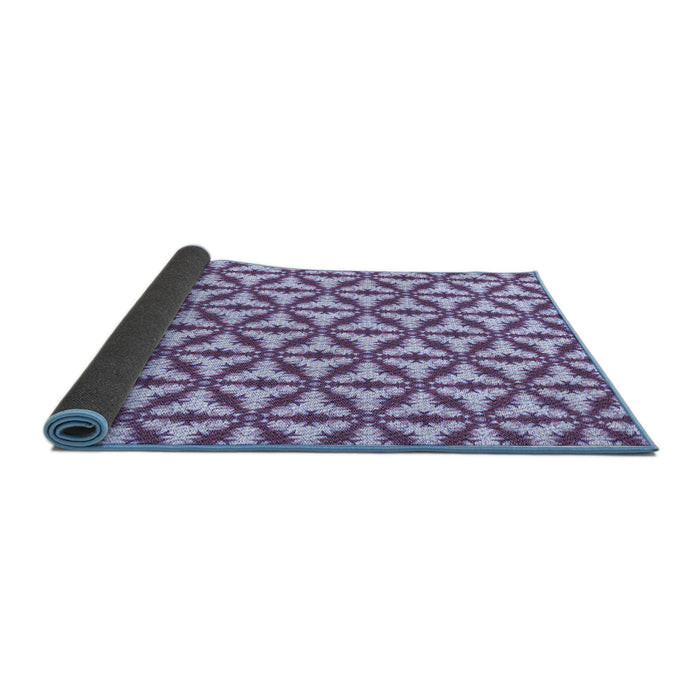 Thickness of Patterned Blue Rug, pat364blu