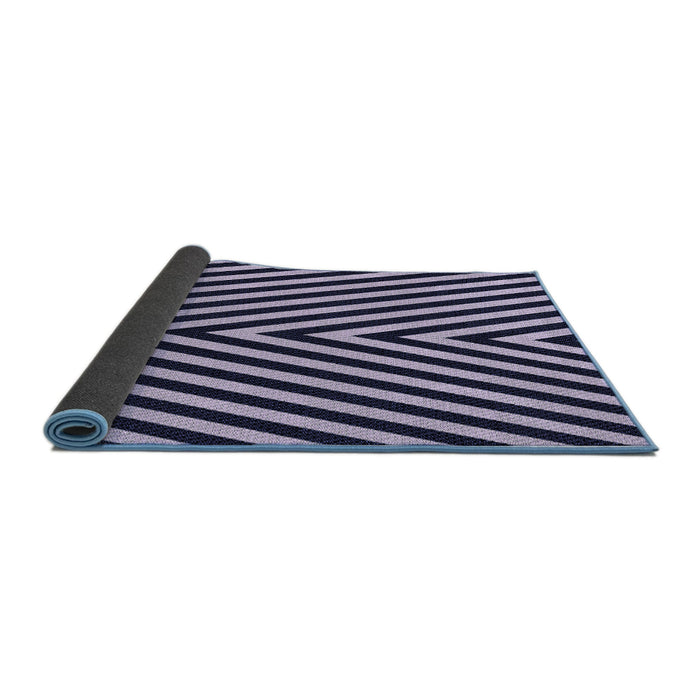Thickness of Patterned Night Blue Rug, pat3768blu