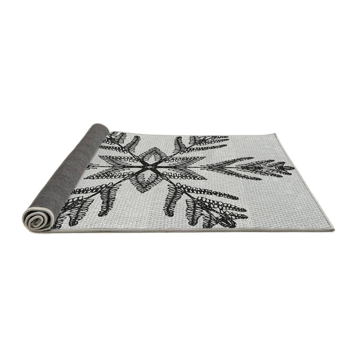 Thickness of Patterned Platinum Gray Rug, pat38gry