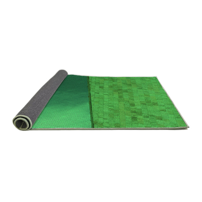 Thickness of Patterned Forest Green Rug, pat3854grn