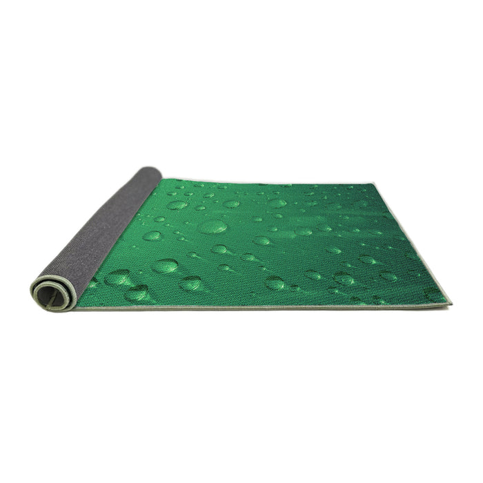 Thickness of Patterned Forest Green Rug, pat3933grn