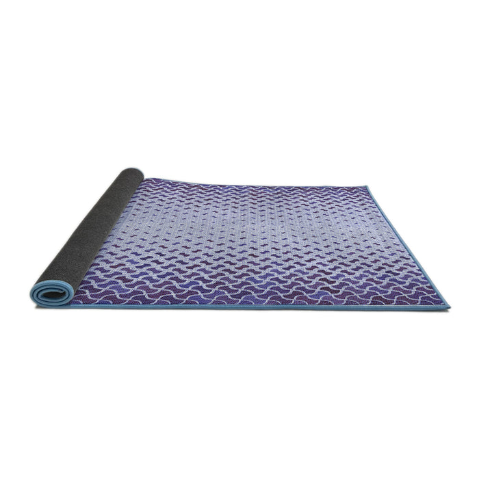 Thickness of Patterned Blue Rug, pat395blu