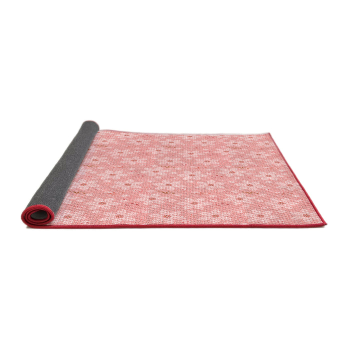 Thickness of Patterned Pink Rug, pat3978rd