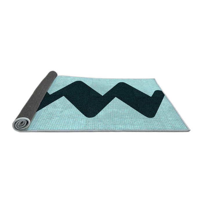 Thickness of Patterned Medium Teal Green Rug, pat3980lblu