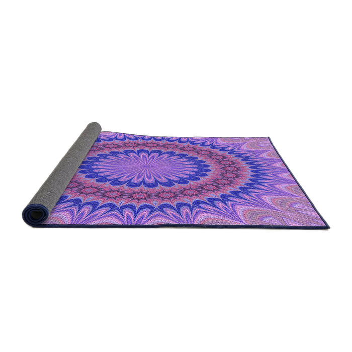 Thickness of Patterned Purple Rug, pat420pur