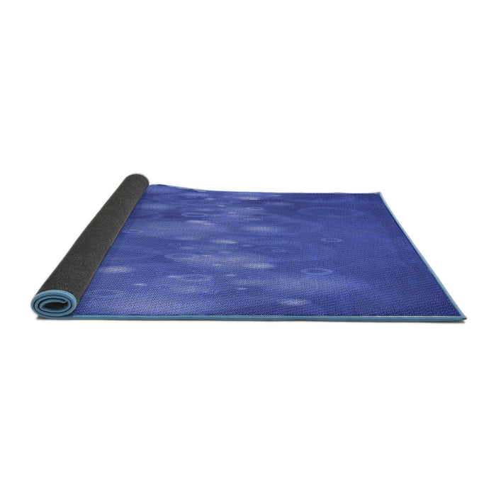 Thickness of Patterned Blue Rug, pat444blu